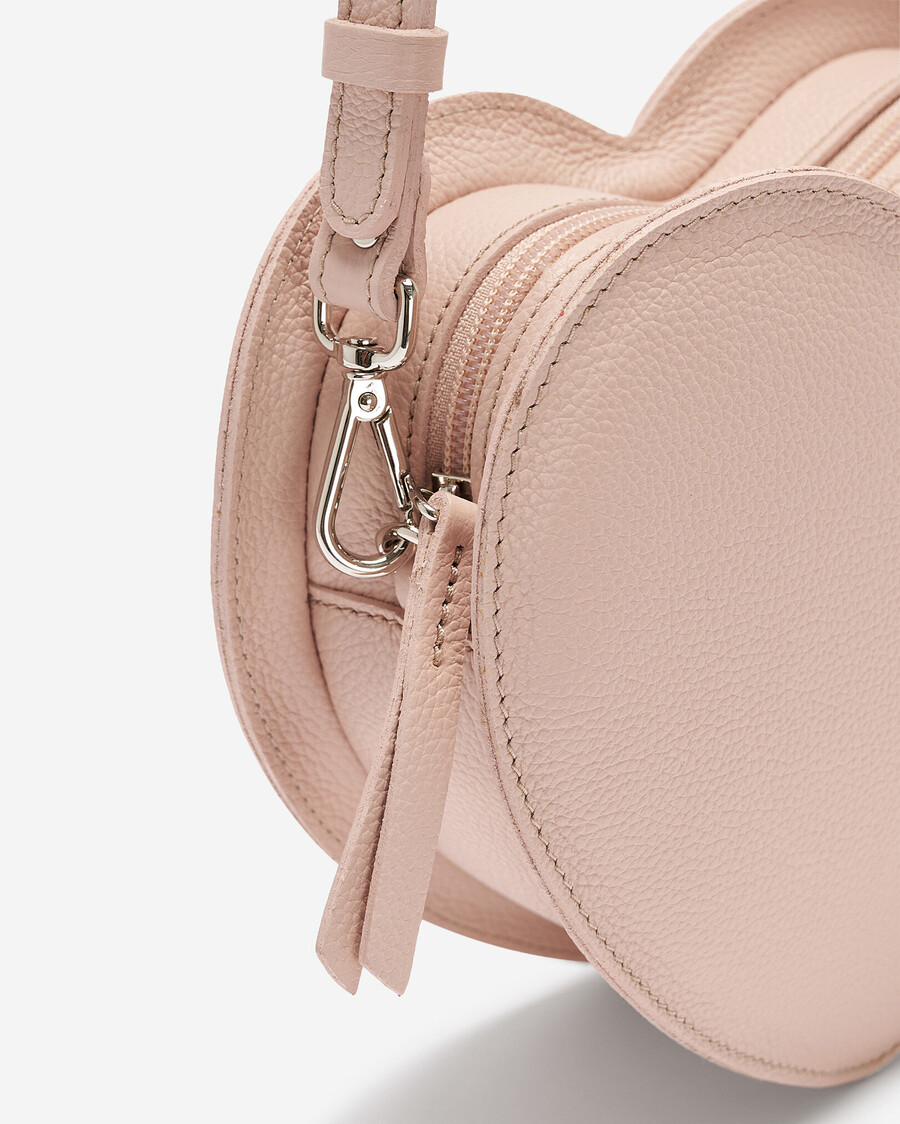 hjärta crossbody cervino
