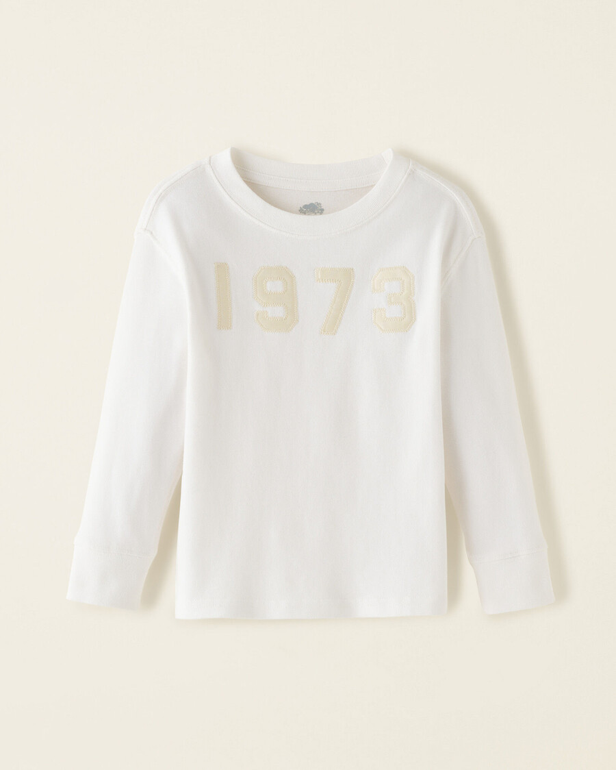 t-shirt med tryck från 1973 för småbarn