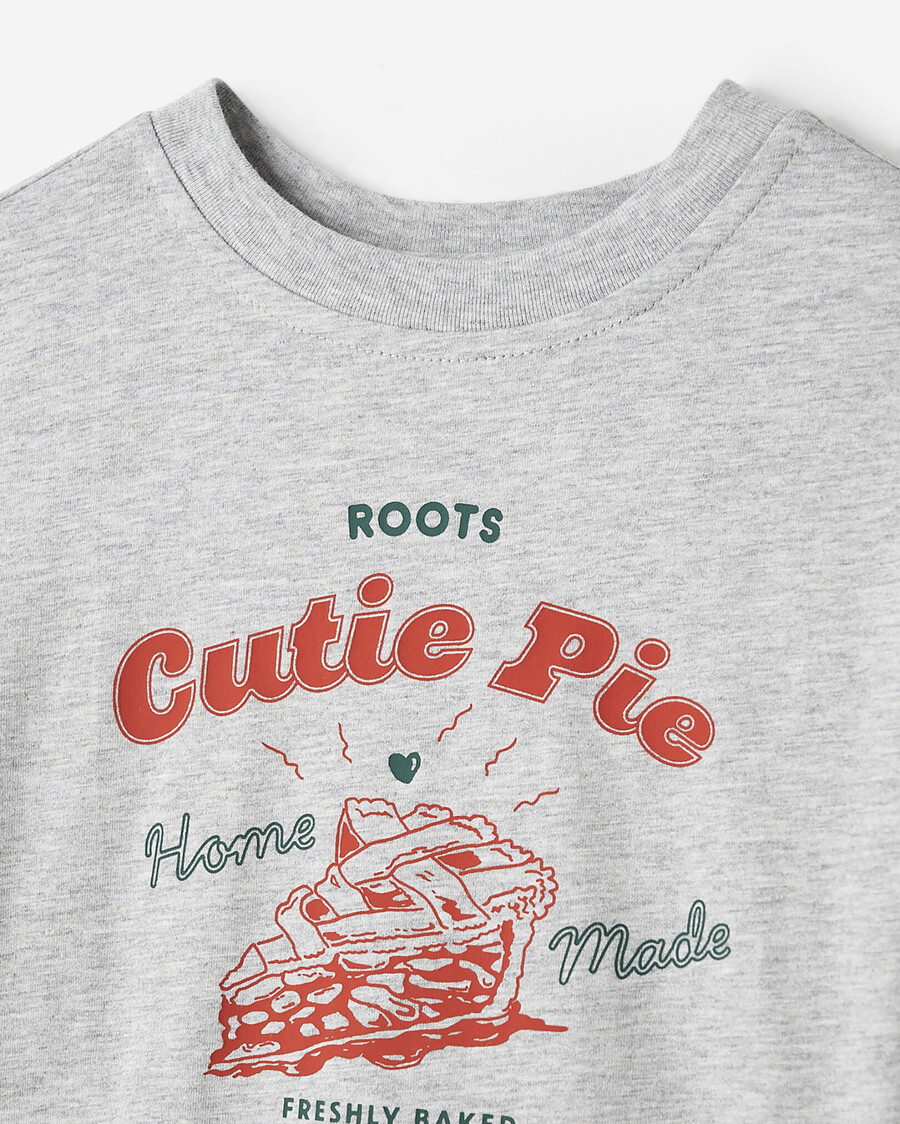 t-shirt med matserie för småbarn